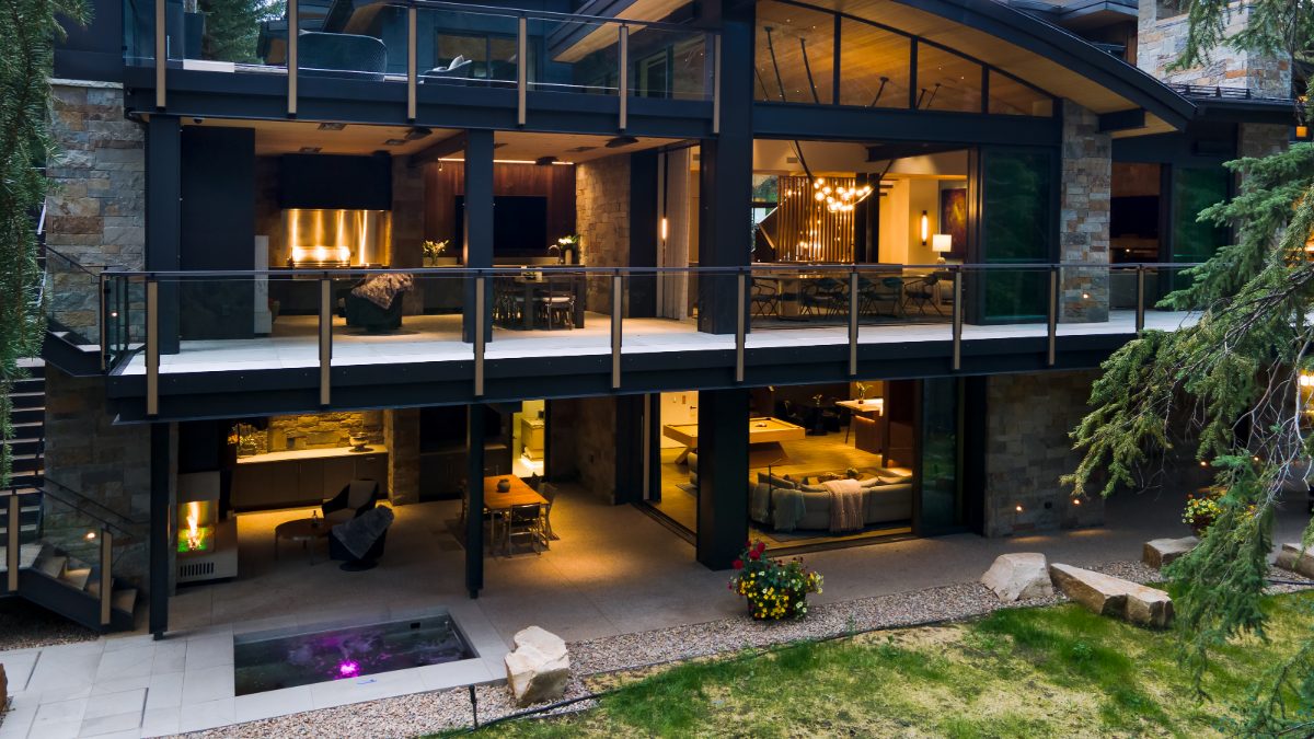 Full Time Residence